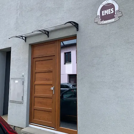 Emes S Terasou Kezmarok