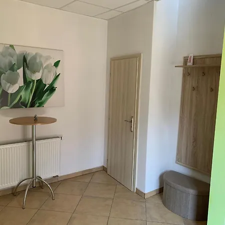 Apartment Emes S Terasou *