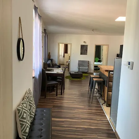 Lejlighed Emes S Terasou *