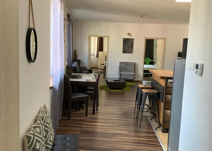 아파트 Emes S Terasou *